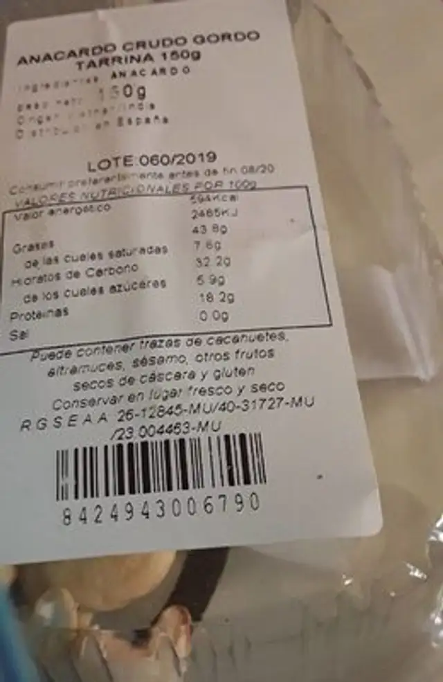 Anacardos nutrition facts table