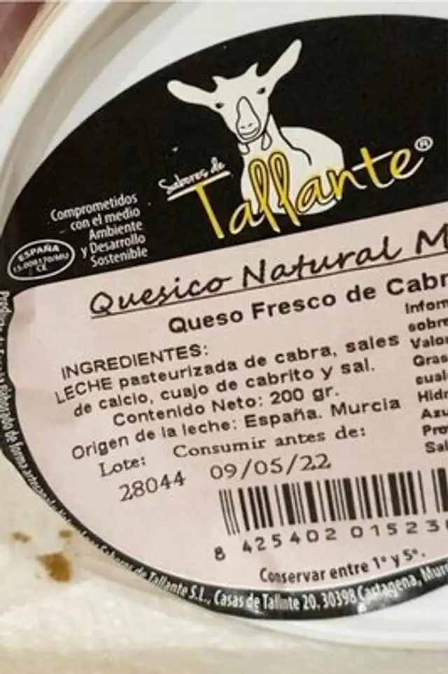 Quesico natural mini nutrition facts table
