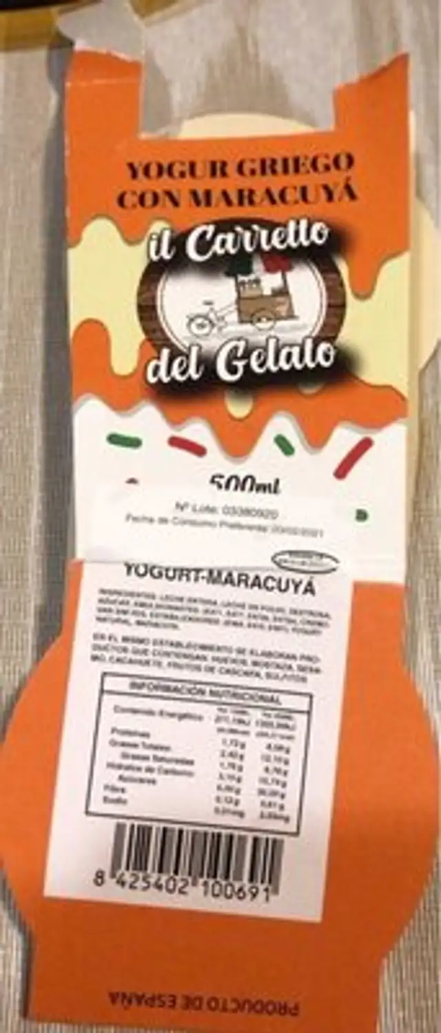 Yogur griego con maracuyá