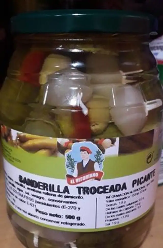 Banderilla troceada picante