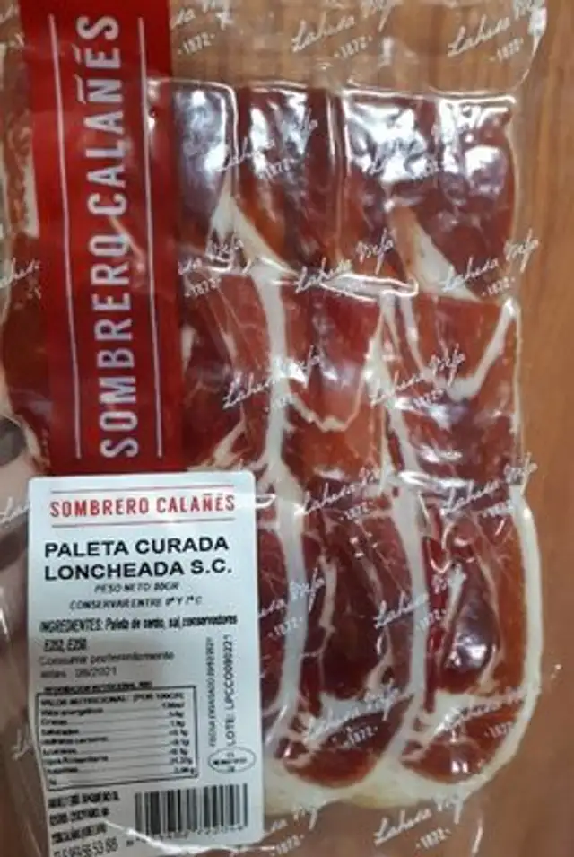 Paleta de cerdo curada