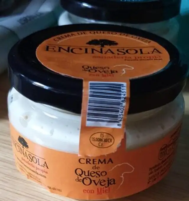 Queso de oveja con miel