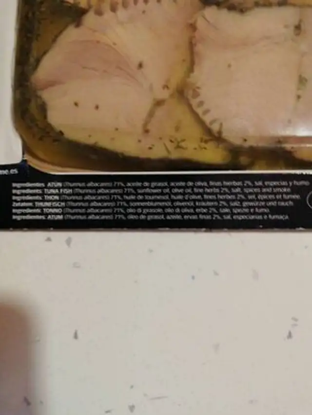 Solomillo de atún a las finas hierbas ingredients label