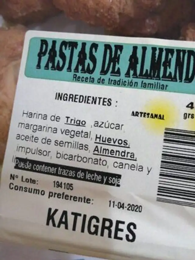 Pasta de almendras nutrition facts table