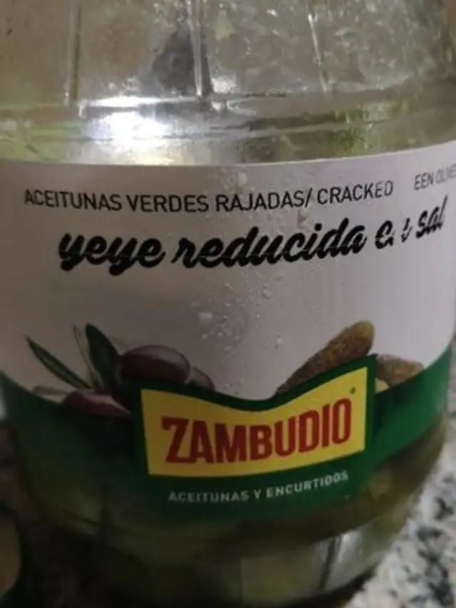 Aceitunas verdes yeyé reducida en sal
