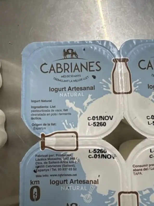 Iogurt natural ingredients label