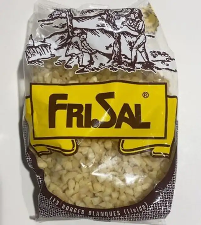 Almendra en grano cruda