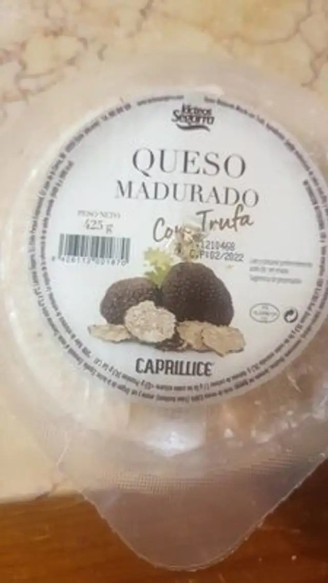 Queso maduro con trufa