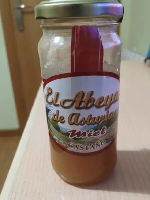 Miel Castaño