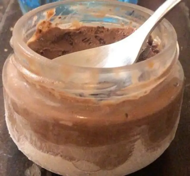 Helado de chocolate