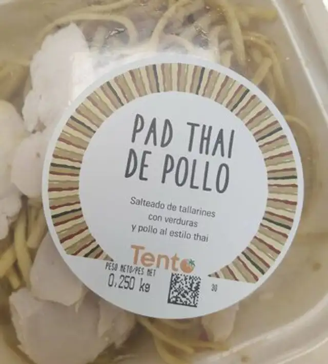 Pad thai de pollo