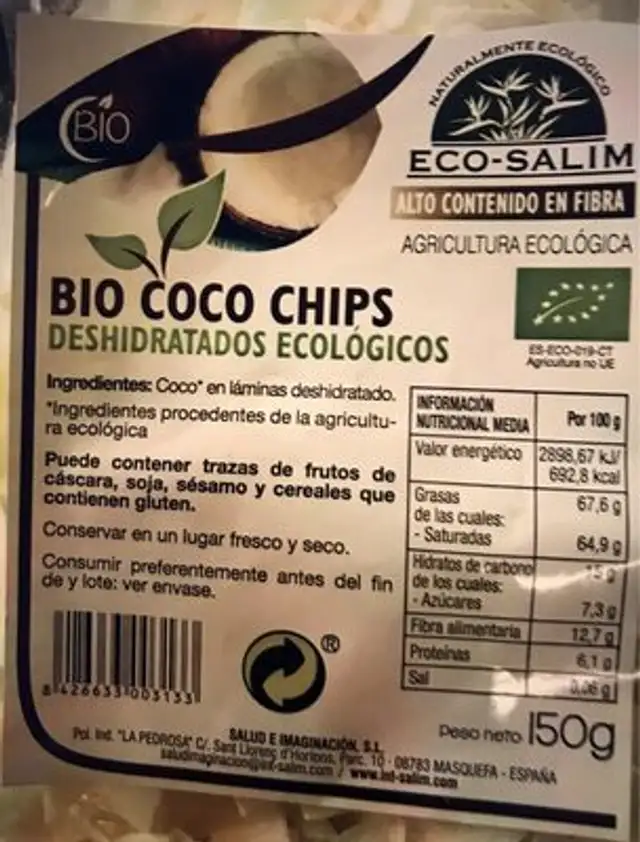 Chips de coco deshidratados