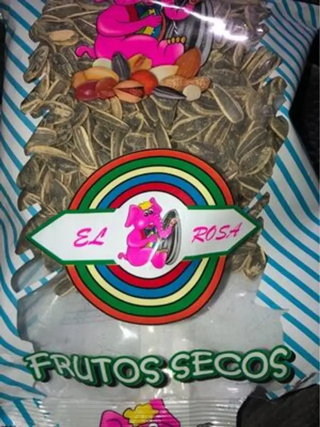Pipas con sal nutrition facts table