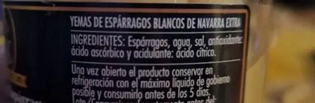 Yemas de espárragos blancos ingredients label