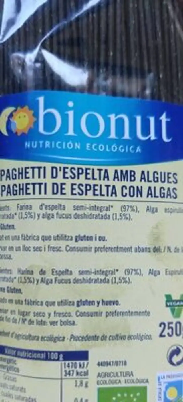 Spaghetti d'espelta amb algues