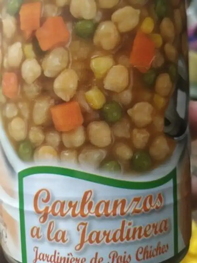 Garbanzos a la jardinera