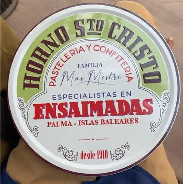 Ensaimada de crema de cacao