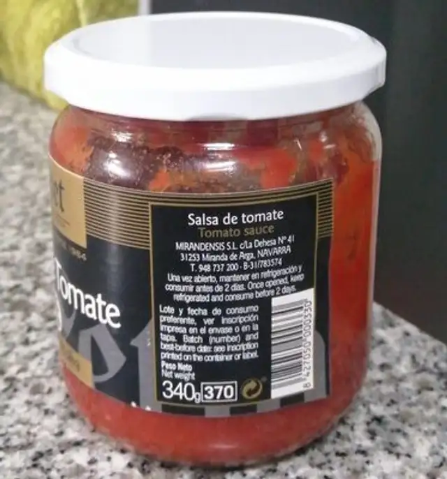 Salsa de tomate con aceite de oliva nutrition facts table