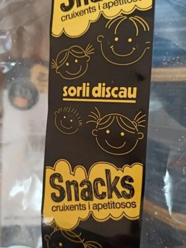 Snacks Cons 3-d
