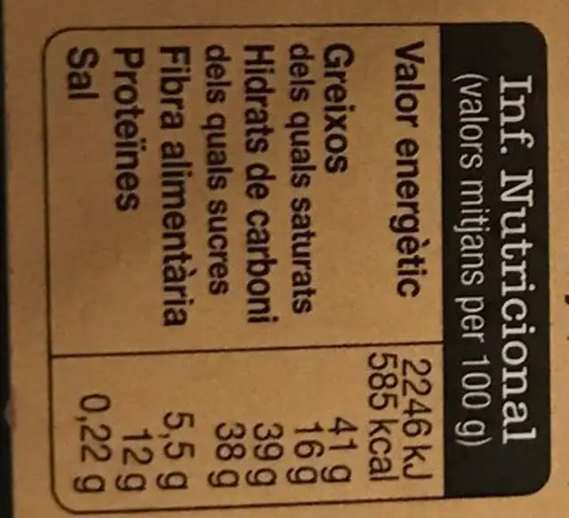 Torró xocolata llet i ametlla nutrition facts table