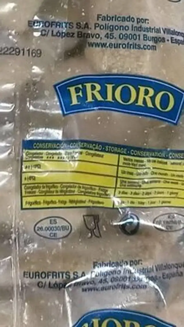 Varitas de merluza empanadas