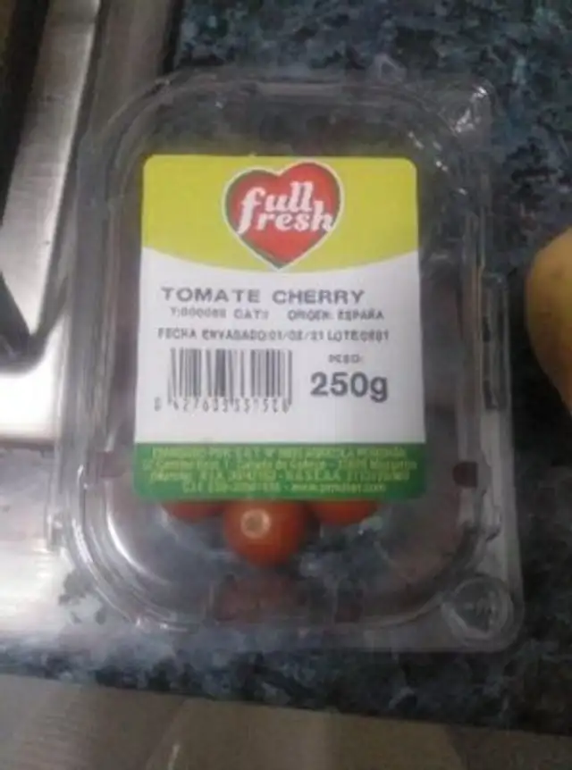 Tomate cherry tarrina