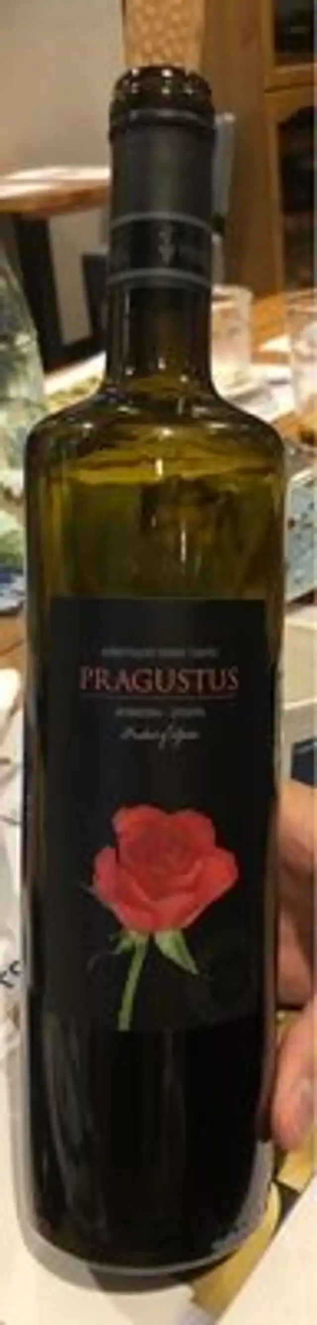 Vino Tinto Pragustus