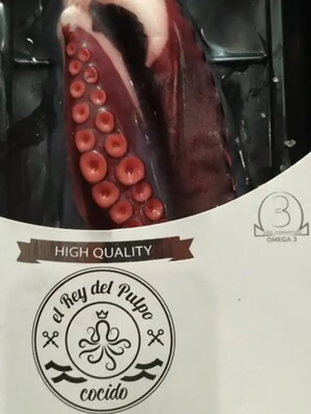 Tentáculos de pulpo cocido refrigerado