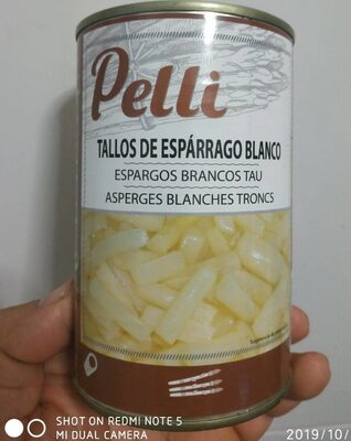 Tallos de espárrago blanco