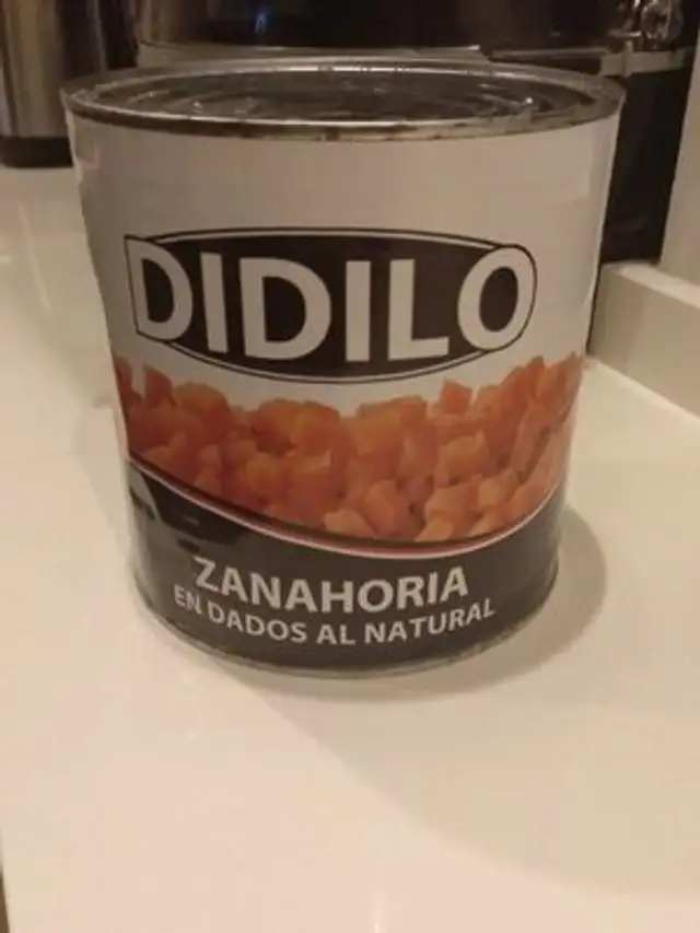 Zanahoria en dados al natural
