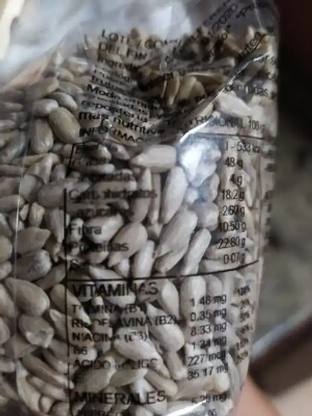 Pipas de girasol nutrition facts table