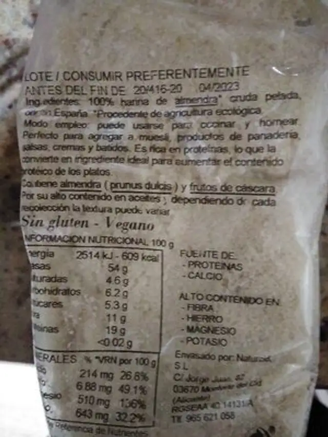 Harina de almendra eco ingredients label