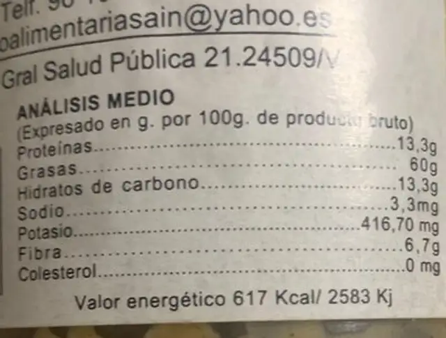 Pure de nueces nutrition facts table