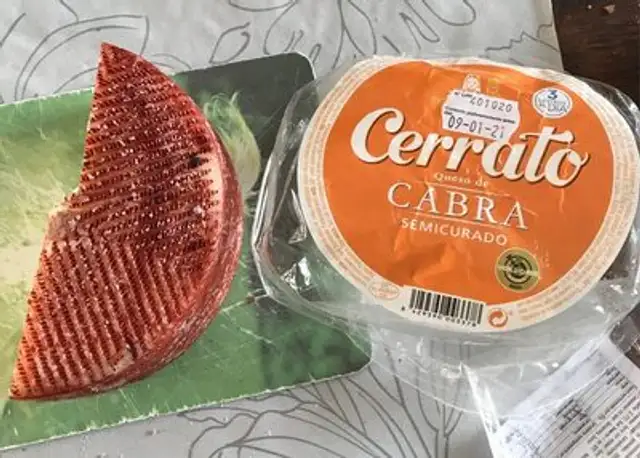 Queso de cabra semicurado