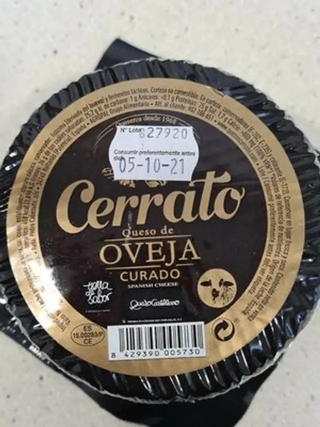 Queso curado de oveja nutrition facts table