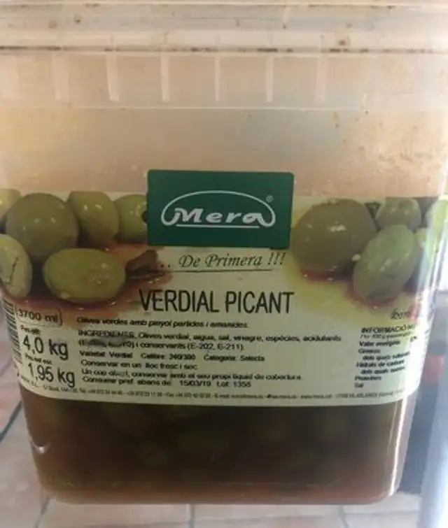 Olives vertes piquante