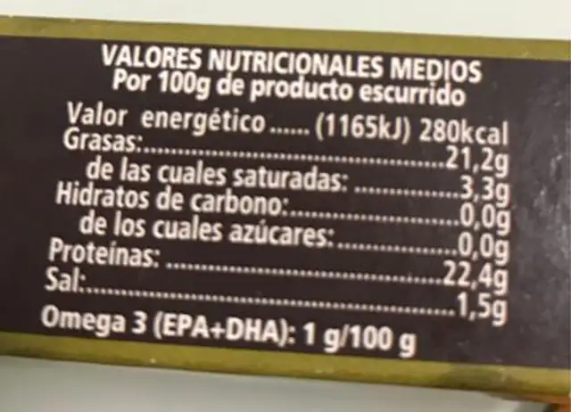Sardinilla en aceite de oliva nutrition facts table