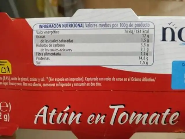 Atún en tomate nutrition facts table