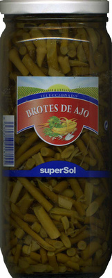 Ajos tiernos troceados en conserva