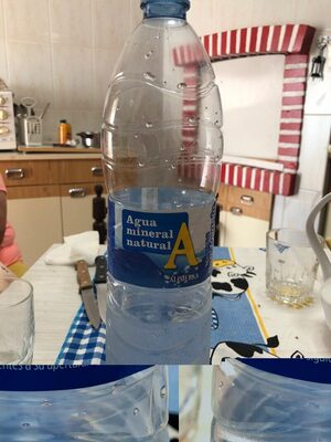 Agua mineral natural front packaging