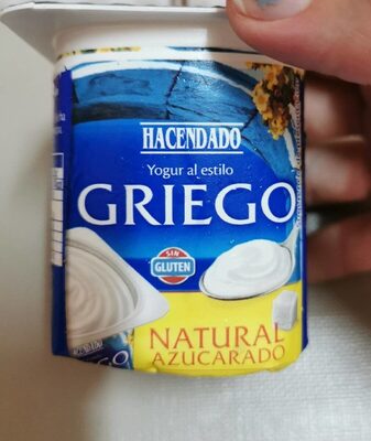 Yogur griego natural front packaging