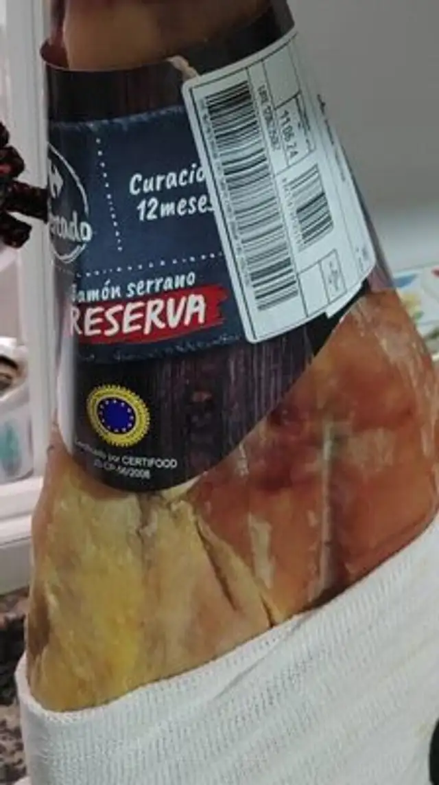 Jamón serrano front packaging