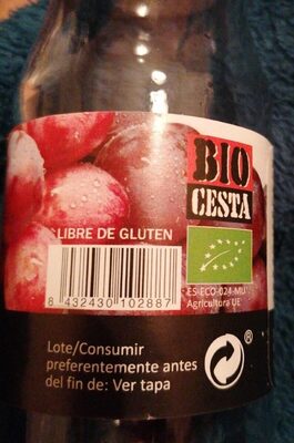 Organic zumo de uva Roja front packaging