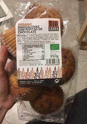 Magdalenas con pepitas de chocolate front packaging