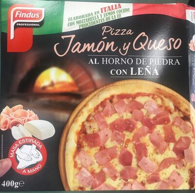 Pizza jamón y queso  al horno de piedra con leña