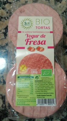 tortas de arroz bañadas con yogur de fresa