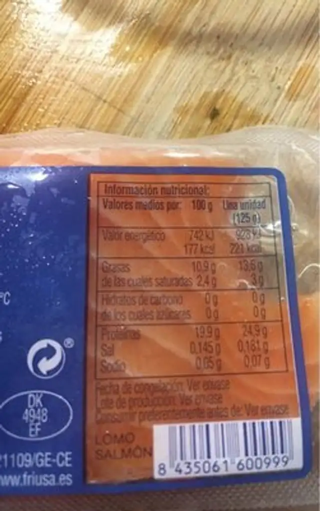 Lomo de salmon noruego ingredients label