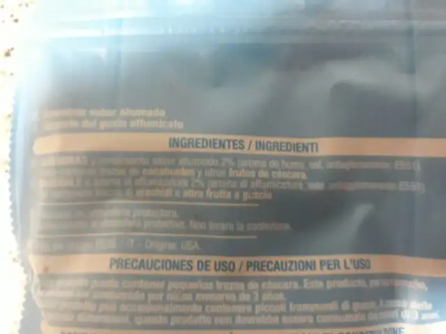 Almendras sabor ahumado ingredients label
