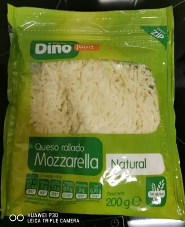 Queso rallado Mozzarella front packaging