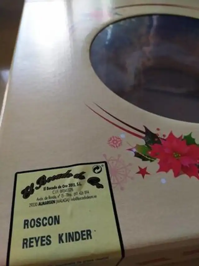 Roscón de reyes kinder front packaging